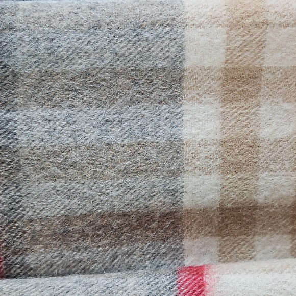 Ballantrae Edinburgh 100% Lambswool Plaid Scarf - Picture 3 of 6